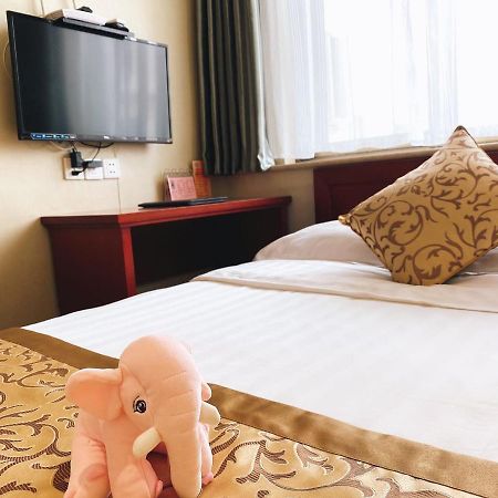 Super 8 Dunhuang Fengqingcheng Hotel Ngoại thất bức ảnh