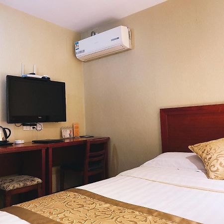 Super 8 Dunhuang Fengqingcheng Hotel Ngoại thất bức ảnh