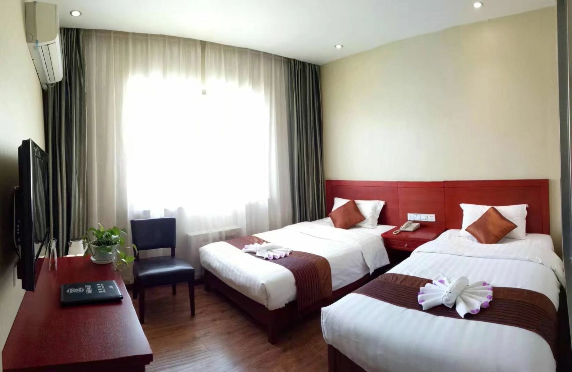 Super 8 Dunhuang Fengqingcheng Hotel Ngoại thất bức ảnh