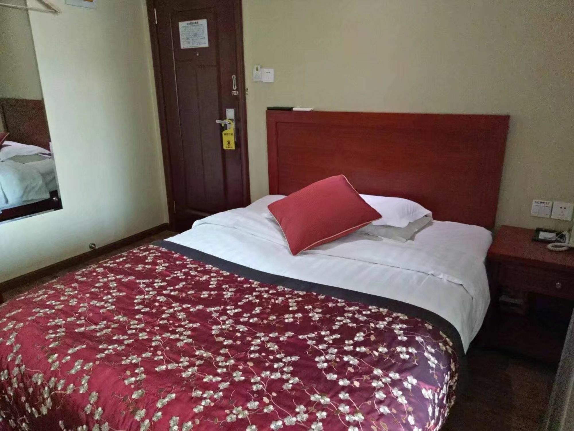 Super 8 Dunhuang Fengqingcheng Hotel Ngoại thất bức ảnh