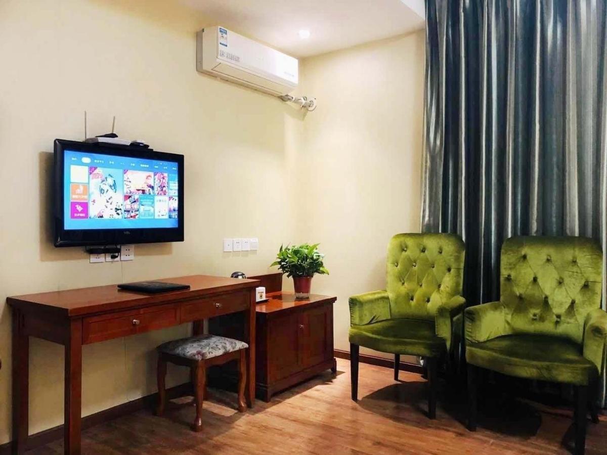 Super 8 Dunhuang Fengqingcheng Hotel Ngoại thất bức ảnh